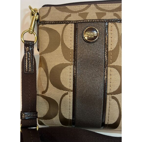 Coach Signature Jacquard Crossbody Bag With Certificate Of Authenticity Brown Ta - Picture 11 of 11